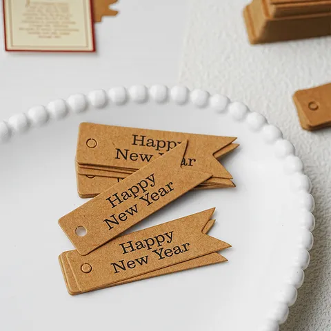 Etichette Regalo Vintage in Cartoncino Kraft a Coda di Rondine Con Stampa Buon Natale Motivo Renna Etichette per Confezioni Natalizie Con Foro Preforato Decorazioni per Feste Ornamenti da Appendere