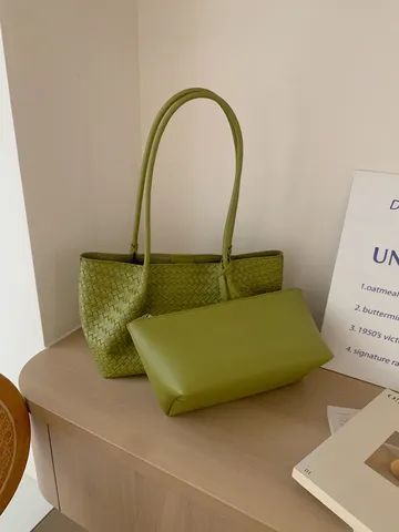 Casual Woven Tote Bag For Women Large Capacity Shoulder Bag With Heart Pendant Stylish PU Leather Handbag Daily Purse