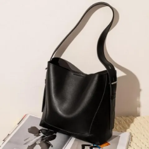 Women PU Leather Bucket Bag Large Capacity Casual Tote Handbag Solid Color Urban Commuter Shoulder Crossbody Bag