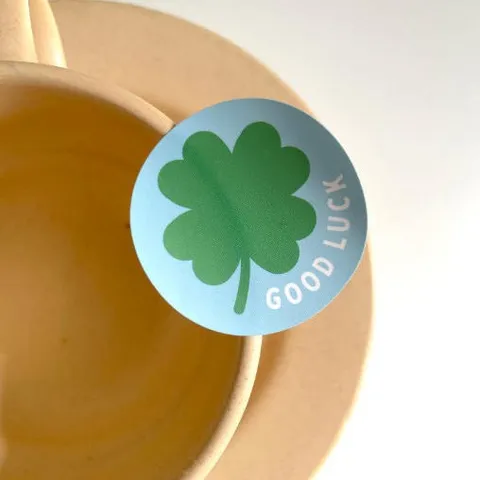 Ins Style Round Good Luck Four-Leaf Clover Self-Adhesive Sticker Durable Gift Packaging Sealing Sticker For Cup Lid Decoration