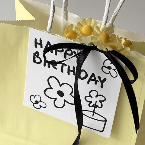 Ins Style Happy Birthday Greeting Card Floral Printed Cake Bouquet Gift Decoration Card Hand-Drawn Message Wish Card