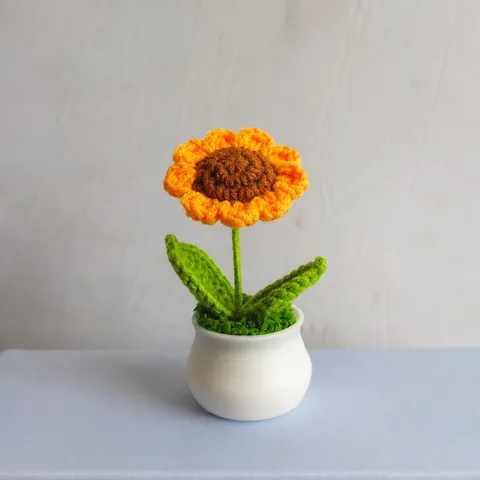 Handmade Crochet Knitted Sunflower Potted Plant Wool Yarn Artificial Flower Desk Ornament Home Decor Gift