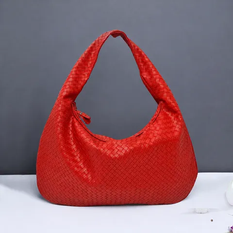Sac Bandoulière Tissé à Main en PVC pour Femmes Vintage Sac Hobo Sous-Bras Sac Crescent Sac de Quotidien