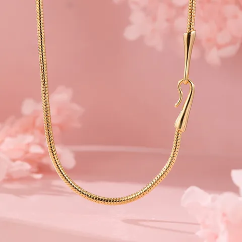 Collier Chaîne Serpent Ronde en Cuivre Minimaliste pour Femmes Chaîne de Clavicule Géométrique Polie Électroplaquée Bijoux