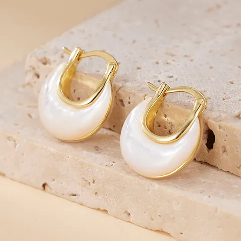 Boucles d'Oreilles Pendantes Françaises Géométriques en Cuivre Plaqué Or Véritable Coquillage Perle Artificielle Avec Tige en Argent Sterling 925 Bijoux Chic Navette pour Femmes