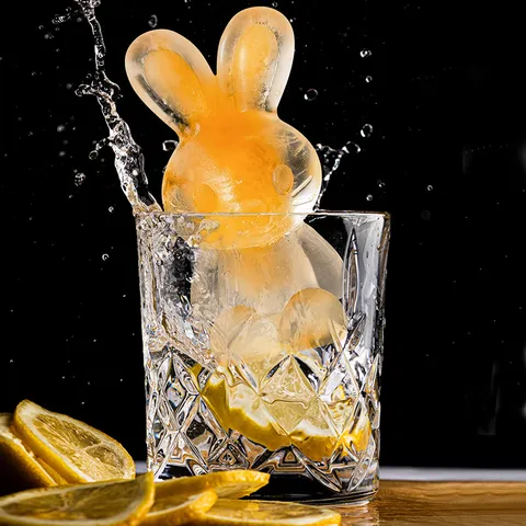 Cute Animal Silicone Ice Cube Mold Rabbit Bear Ice Tray Maker For Whiskey Cocktail Coffee DIY Ice Cream Kitchen Gadgets