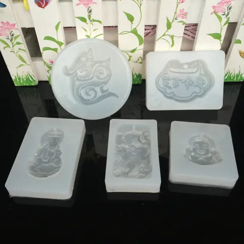 Siliconen Hanger Vorm Spiegeloppervlak Boeddha Guanyin Lang Leven Slot Geluksvis Patroon DIY Hars Sieraden Ambachtelijke Vorm Glanzende Bakvorm