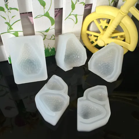 3D Mirror Strawberry Silicone Mold Miniature Food Epoxide Resin Mold Clear Epoxy Casting Molds Jewelry Tool For Clay Crafts Hand Crafting Accessory DIY Mold