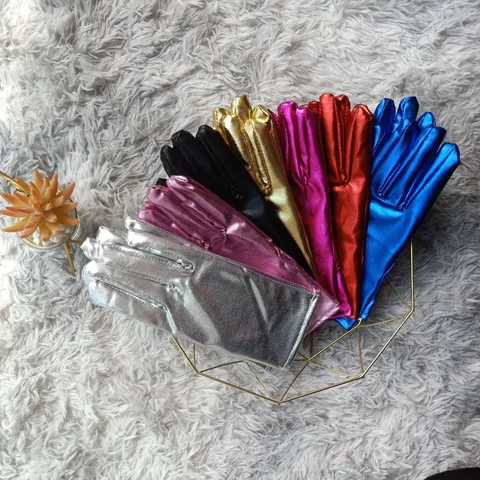 Gants Courts Brillants en Élasthanne Métallique pour Femmes Gants de Performance Extensibles Brillants pour Costume de Fête de Danse de Scène
