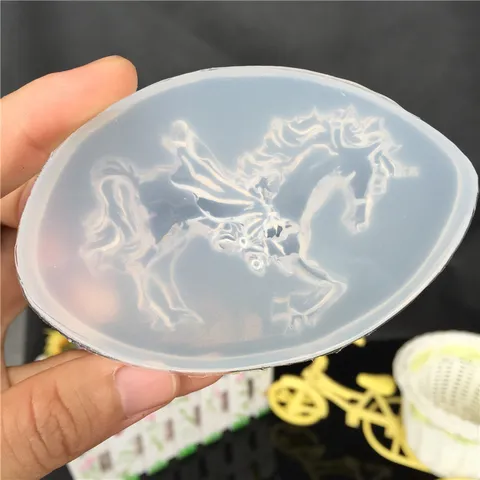 Silicone Unicorn Pegasus Resin Mold Shiny Mirror Surface Epoxy Craft Casting Tool For Phone Case Decoration Cake Molds Jewelry Making Accessories