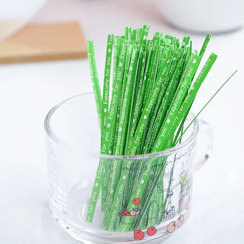 Korean Style Paper-Wrapped Iron Wire Twist Ties Green Printed Letter Heart Sealing Rope For Candy Baking Packaging Gift Decoration