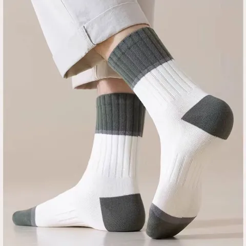 Men's Casual Sports Crew Socks Breathable Sweat-Absorbent Colorblock Versatile Mid-Tube Socks