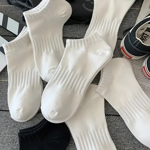 Unisex Breathable Solid Color Ankle Socks Casual Low Cut Socks For Men And Women Daily Wear Polyester Socks
