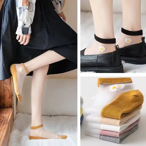Women Daisy Crystal Silk Ankle Socks Transparent Thin Boat Socks Cotton Bottom Breathable Sweet Floral Embroidered Hosiery
