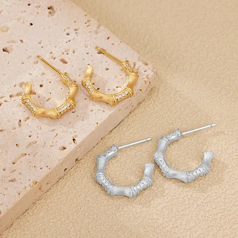 Boucles d'Oreilles Clous en Argent Sterling 925 Nœud de Bambou pour Femmes Créoles en Strass Brossé Cadeau Bijoux Fins