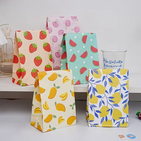 Ins Style White Kraft Paper Gift Bag Fresh Fruit Pattern Printed Treatment Candy Pouch For Wedding Party Favors Wrapping Supply