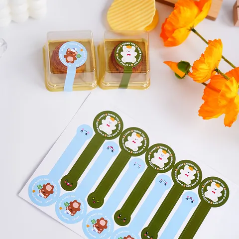 Cute Cartoon Bear Sealing Stickers Thank You Adhesive Labels Gift Wrapping Seals For Baking Box Cake Packaging Decoration