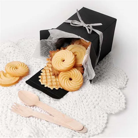 Minimalistisch Pappe Bäckerei Verpackungsbox Einfarbig Quadratisch Geschenkkarton Für Kekse Mousse Kuchen West Point Geschenk Verpackungsbox