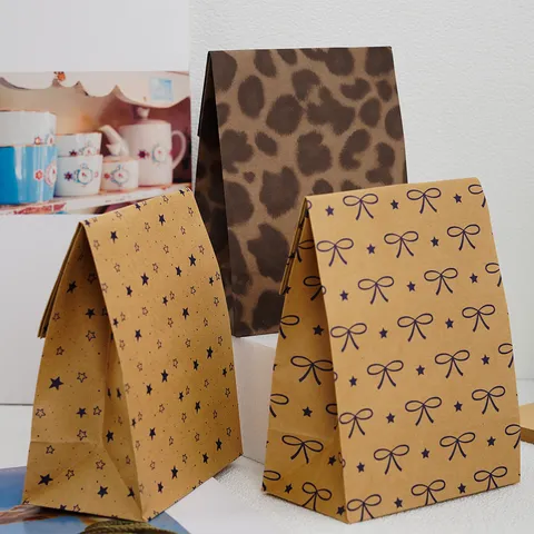 Bolsas de Regalo de Papel Kraft Ecológicas para Postales Recuerdos Almacenamiento Árbol de Navidad Estrella Leopardo