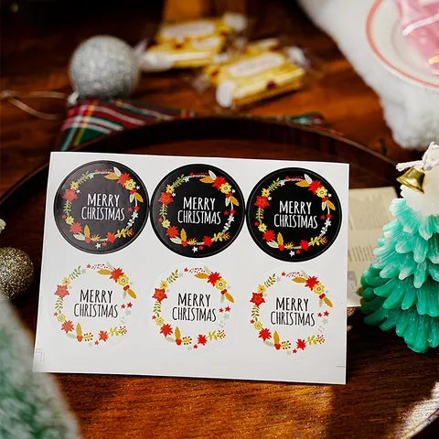Merry Christmas Coated Paper Adhesive Labels Round Gift Packaging Seals Black White Festive Floral Wreath Stickers Holiday Baking Bag Envelope Decoration Supplies