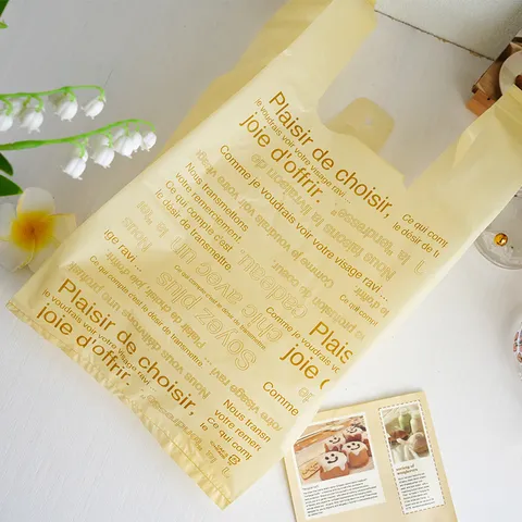 Minimalist Plastic Gift Wrapping Tote Bag French Letter Printed Handle Plastic Bag For Birthday Holiday Gift Packaging Retail Shopping