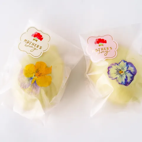 Autocollants d'Étanchéité pour Emballage Cadeau Fête des Mères Forme de Cœur Œillet Fleur Étiquettes Adhésives en Papier pour Boîte Sac de Cuisson