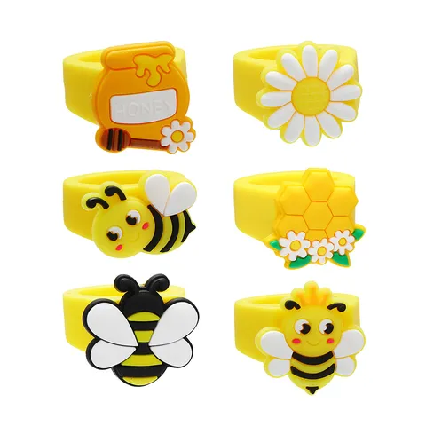 Süße Cartoon Biene PVC Weichgummi Spielzeugringe Bunte Sonnenblume Honigglas Ringe Für Kinder Kleine Party Geschenke Spielzeugringe