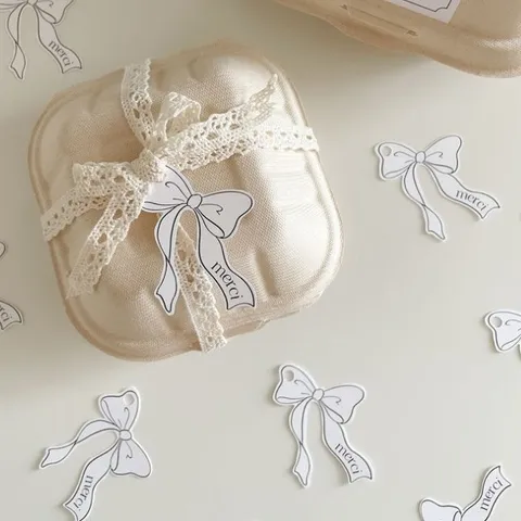 Minimalistische Kartonpapier Geschenkanhänger Schwarz Schleife Buchstaben Digital Gedruckt Dekoration Verpackungsetiketten Zubehör