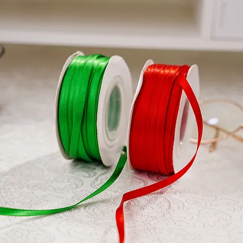 Rotolo di Nastro di Raso di Poliestere a Doppio Lato per Confezioni Regalo Decorazione per Feste di Matrimonio Artigianato Imballaggio Etichetta Corda Sospesa