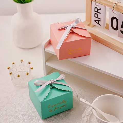 Gilded Lace Paper Gift Box Crown Letter Candy Boxes With Ribbon Elegant Folding Favors Box For Wedding Birthday Party Wrap