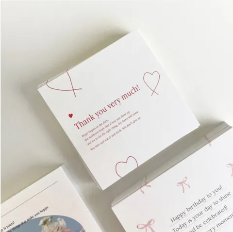 Tarjetas de Felicitación de Agradecimiento Cuadradas de Papel Estucado Estilo Ins Patrón de Corazón Rojo Notas de Mensaje Mini Cartulina para Regalo Ramo Boda Cumpleaños Decoración
