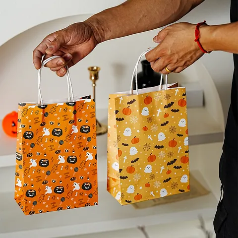 Halloween Paper Gift Bag Handle Treat Tote Bags Cartoon Pumpkin Ghost Bats Spiderweb Print Festival Candy Goodie Bags Party Favors Supplies