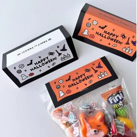 Simpatici Cartellini per Imballaggio di Halloween in Carta Patinata Piegati Decorativi Etichette Regalo per Decorazione Sacchetti di Caramelle e Biscotti