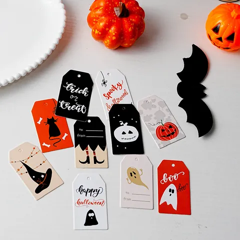 Halloween Etichette Regalo in Carta Cartone Animato Zucca Fantasma Cappello da Strega Design Cartoncino Etichetta per Fai da Te Confezioni Regalo Festa Decor