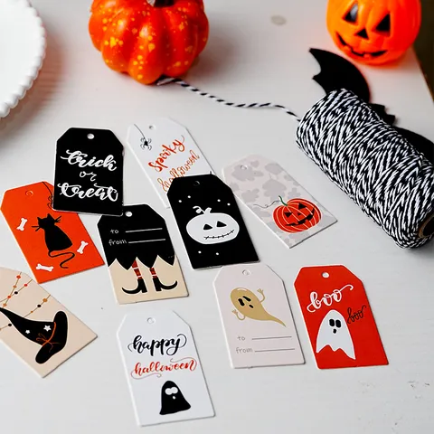 Halloween Etichette Regalo in Carta Cartone Animato Zucca Fantasma Cappello da Strega Design Cartoncino Etichetta per Fai da Te Confezioni Regalo Festa Decor
