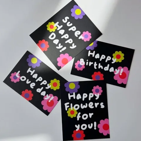 Tarjeta de Felicitación Floral Cuadrada Fresco Estilo Instagram Fondo Negro Envoltura de Regalo Tarjeta de Mensaje Decoración de Ramo