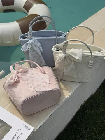 Donna Borsa a Secchiello in Pelle PU Trapuntata Piccola Borsetta Fiocco Perla Stile Vacanza Manico Superiore Borsa Tracolla