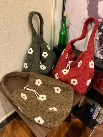 Stile Coreano Autunno Inverno Peluche Floreale Ricamato Borsa Tote Donna Dolce Casual Grande Capacità Shopper Borsa a Tracolla