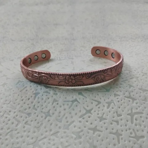 Vintage Copper Magnetic Therapy Cuff Bangle For Men Women Retro Flower Pattern Adjustable Open Engraved Embossed Bracelet Jewelry Gift