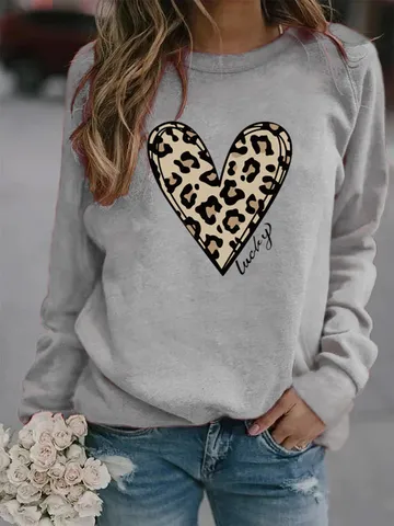 Men Casual Polyester Fleece Sweatshirt Crewneck Long Sleeve Leopard Heart Print Lucky Pullover Urban Fashion Top