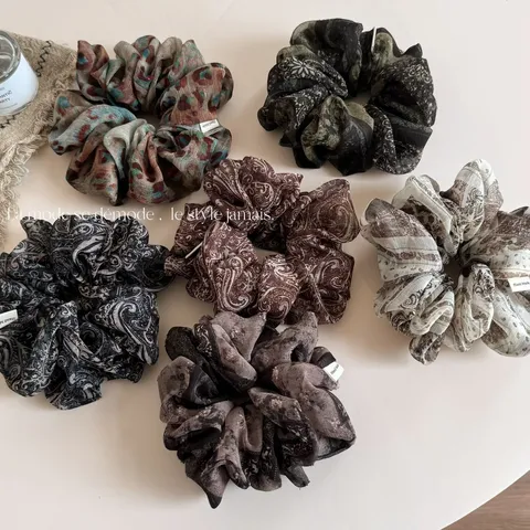 Vintage Paisley Print Hair Scrunchie Lightweight Breathable Fabric Hair Tie Ponytail Holder Retro Hair Accessories For Women