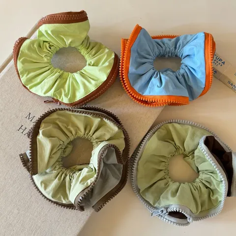 Korean Style Zipper Design Scrunchies Premium Fabric High Elastic Hair Bands Solid Color Ruched Pleated Ponytail Holder Hair Ties For Women Daily Hair Accessories