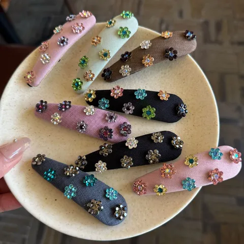 Fermaglio per Capelli a Forma di Fiore in Lega con Strass Rivestito in Tessuto Squisito Vintage Colorato Luccicante Cristallo Clip BB Forcine Accessori per Capelli da Donna Decorazione Quotidiana Appuntamento Regalo