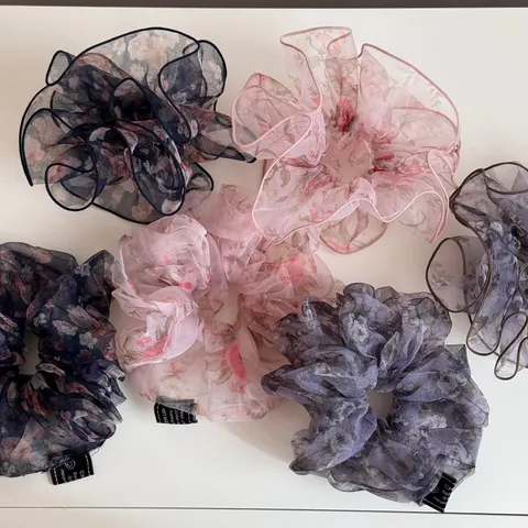 Franse Stijl Grote Bloemenprint Stof Haarelastiekjes Elegant Chiffon Mesh Organza Ruched Haarknot Trend Ponytail Houder Haarornamenten Voor Vrouwen Daten Dagelijks Haaraccessoires