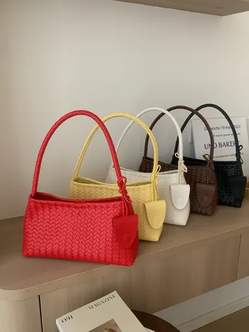 Woven PU Leather Underarm Bag French Niche Design Elegant Shoulder Bag Fashion Chic Commuting Handbag For Women