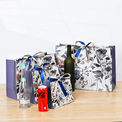 Wit Karton Zakelijke Geschenkzak Luxe Bloemen Bedrukte Draagtas Met Lint Strik Voor Feest Verpakking