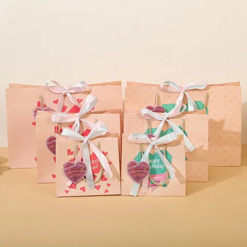 Roze Verjaardag Cadeautassen Met Lintstrik en Kaart Schattige Papier Geschenkverpakking Tassen Voor Feest Vrouwen Meisjes