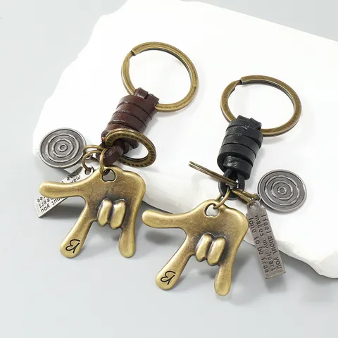 Vintage Metal Gesture Keychain Handmade Braided Cowhide Leather Rope Car Key Ring Pendant For Men Minimalist Zinc Alloy Pants Chain