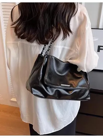 Women Large Capacity PU Leather Underarm Bag French Style Fashion Shoulder Crossbody Tote Bag With Chain Strap
