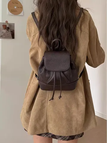 Damen Mini Rucksack Casual PU Leder Schule Buchtasche Kleine Reise Tagesrucksack Süße Kordelzug Mode Handtasche Tägliche Verwendung